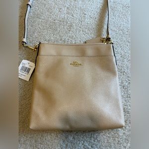 Coach crossbody NWT